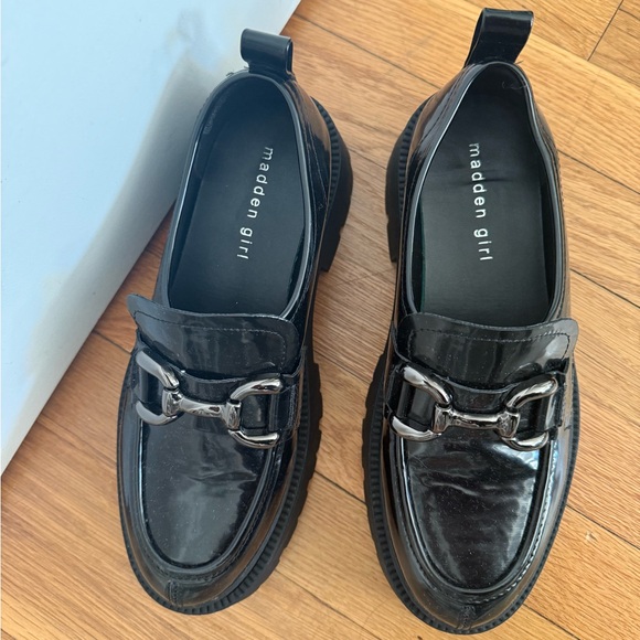 Black Loafers with Chunky Sole - Picture 2 of 3